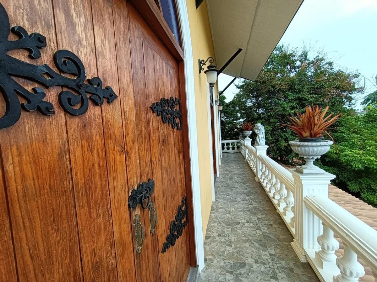 Aen Guy Boutique Hotel Sukhothai Eksteriør bilde